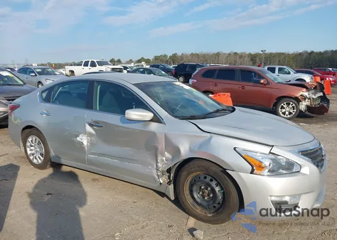 2015 Nissan Altima 2.5 S z USA, uszkodzony, nr VIN 1N4AL3AP6FC205716